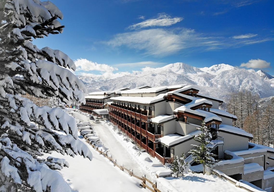 Hotel Sansicario Majestic Cesana Torinese Exterior foto
